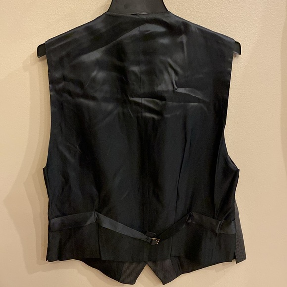 Backrach 3 piece pin striped 3 button wool suit made in Italy size 38R / 31W - Picture 7 of 17